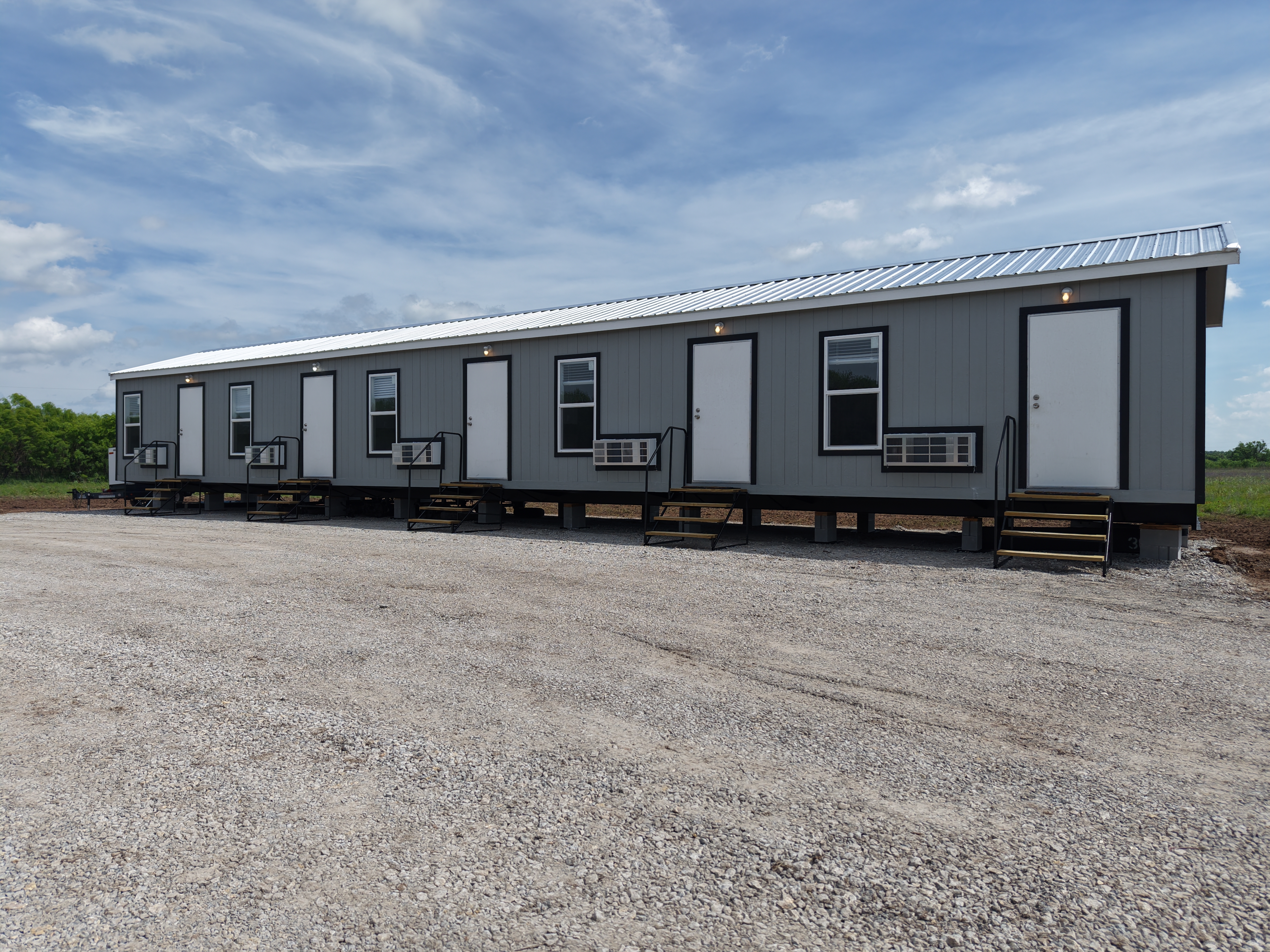 The Pronghorn unit lineup on-site at West Texas Man Camps